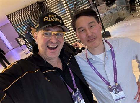 phil hellmuth instagram.